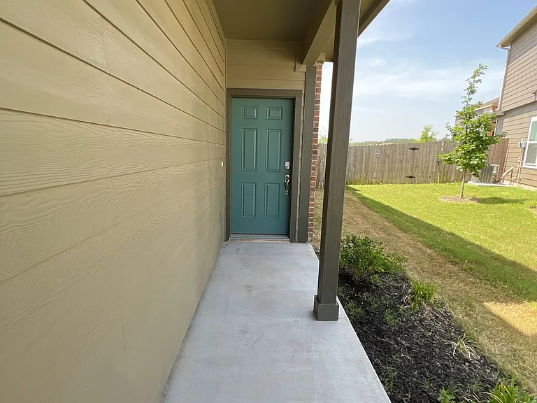 15209 Spruce Frost Cv #B — Photo 26