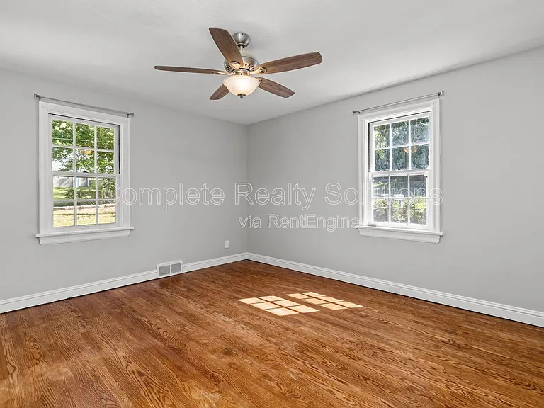 524 Gerald Pl — Photo 21