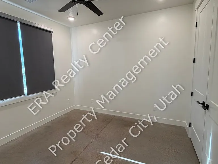 2180 S Bluff Dr — Photo 3