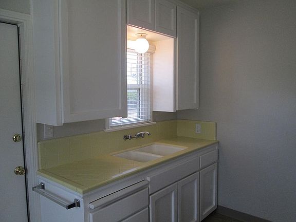 front unit sink and cabinets