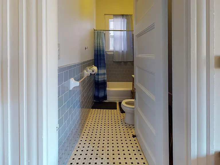 591 Beacon St #9 — Photo 6
