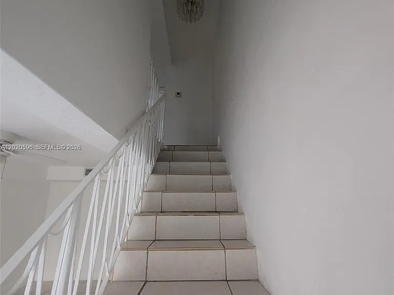465 Swallow Dr #9 — Photo 6