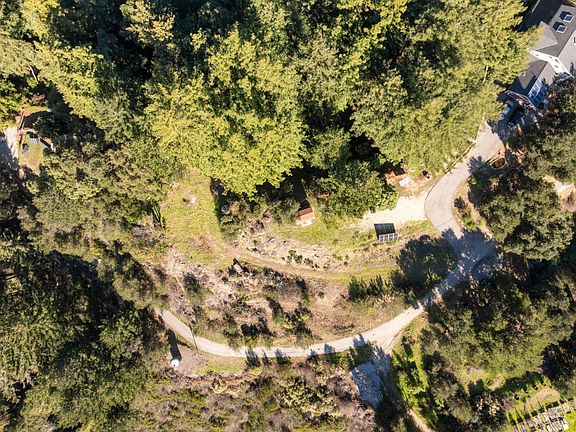 3rd image of 18060 Moonrise Rd