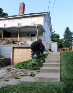 1042 Hurl Ln, Pittsburgh, PA, 15236
