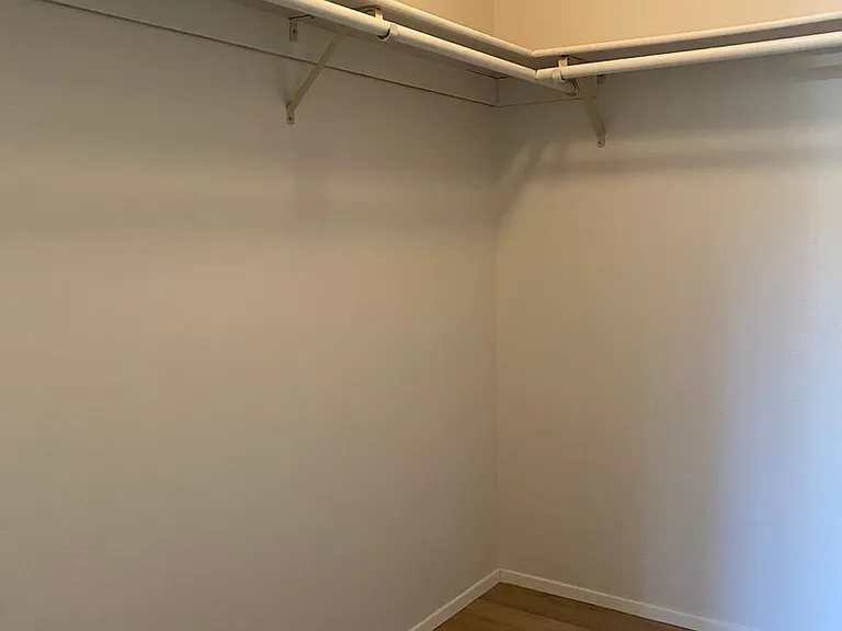 Spacious 2-bedroom apartment homes conveniently located! — Photo 19