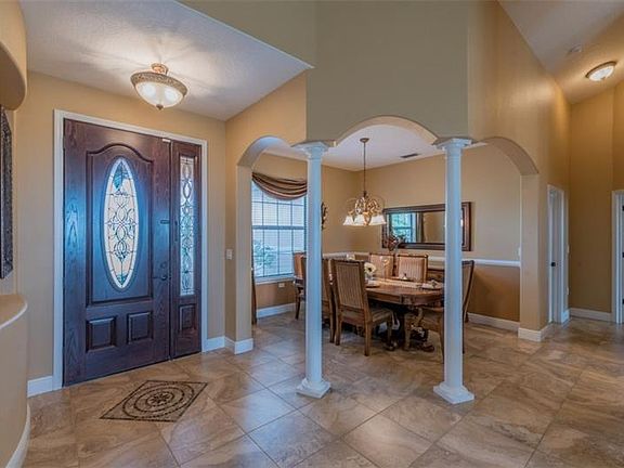 3rd image of 9721 Royal Vista Ave