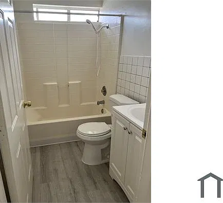 Studio, 292 sqft, $1,500 — Photo 2