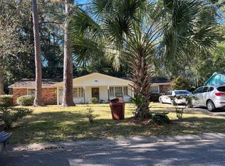 205 Paradise Dr, Savannah, GA 31406