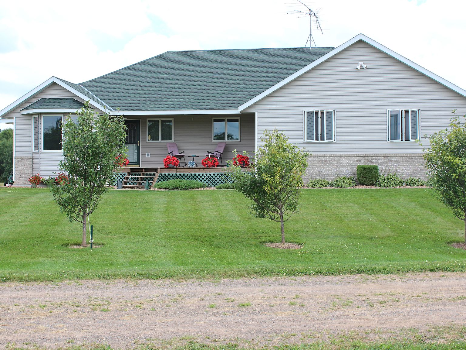 11009 190th Street, Milaca, MN, 56353 | MLS: 6553057 | Edina Realty 11009 190th Street, Milaca, MN, 56353 | MLS: 6553057 | Edina Realty