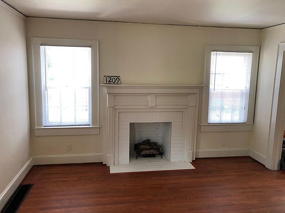 2nd image of 1209 W Friendly Ave
