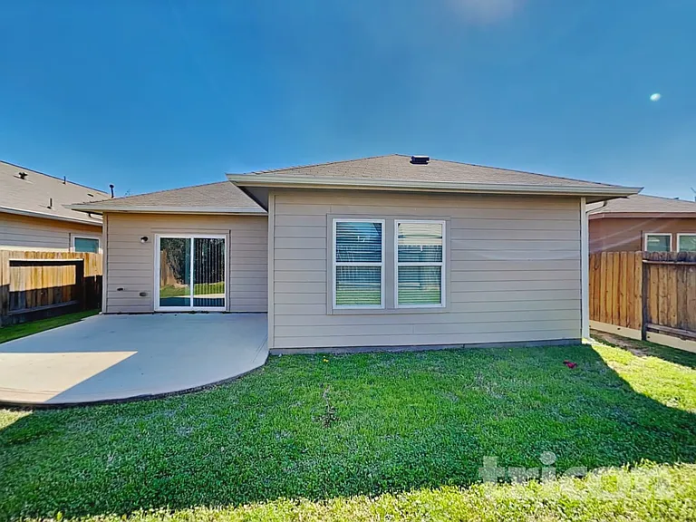 11114 Kingsnorth Dr — Photo 15
