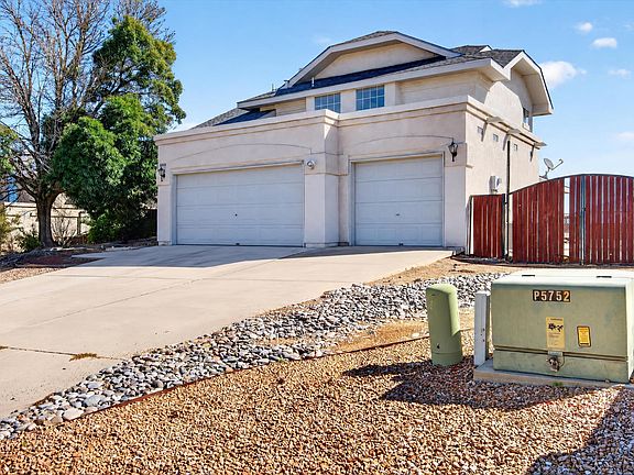 3rd image of 3233 Chandra Ln SE