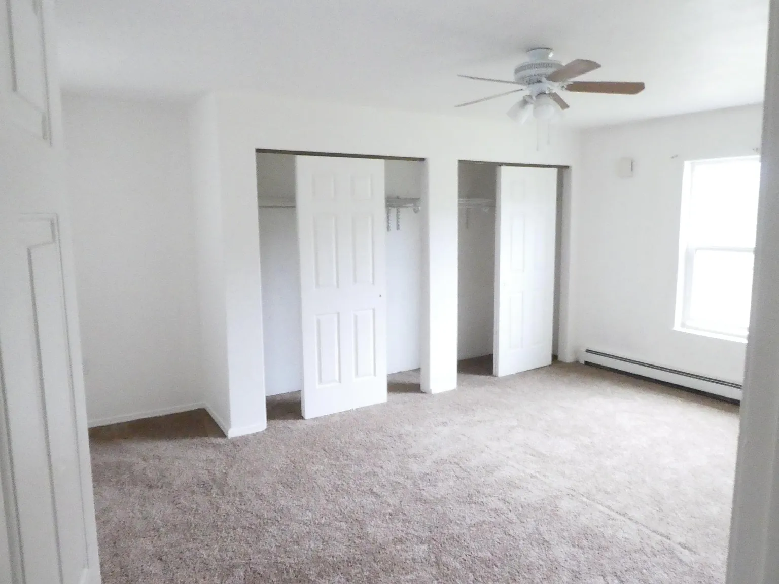 3 bed, 2.5 bath, 1480 sqft, $1,975 — Photo 4