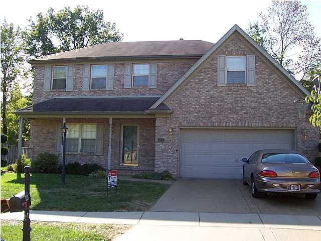 1st image of 3221 Roselawn Dr