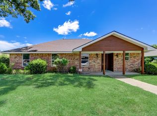 1618 E Peters Colony Rd, Carrollton, TX 75007