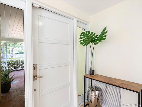 4th image of 6905 Barquera St