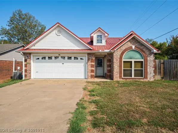 3913 Kingsberry Dr, Van Buren, AR 72956