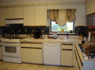 1750 Ocean Grove Dr, Atlantic Beach, FL 32233