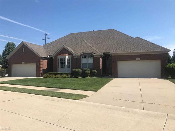 2nd image of 46938 Cynthia Dr