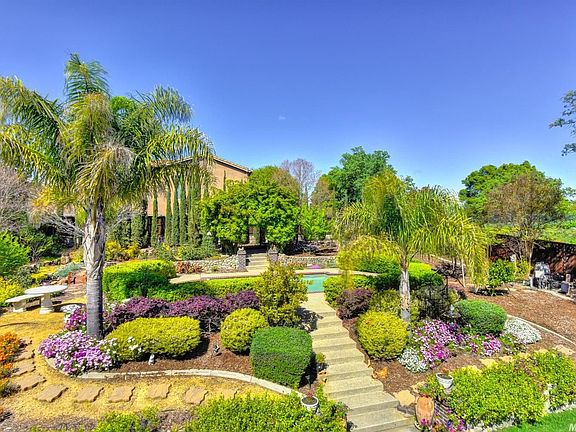 5th image of 4629 Longview Dr