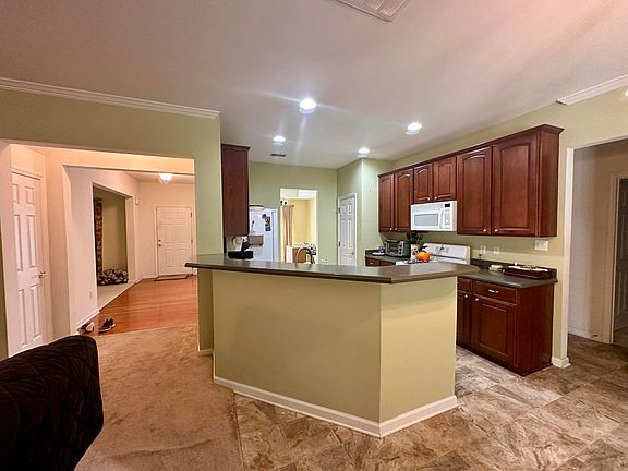 5th image of 9648 Pebble Creek Blvd