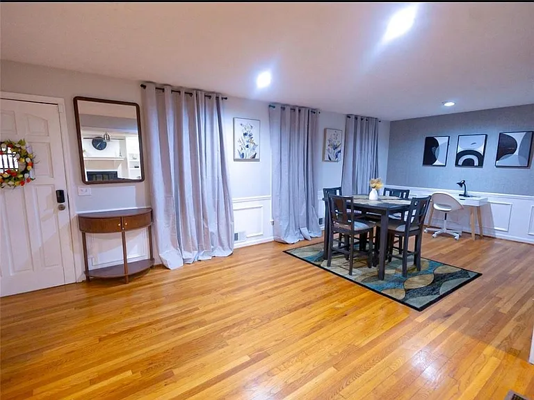 1398 Branchwood Dr #1 — Photo 4