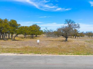 72 W Fallow Dr, Harper, TX 78631