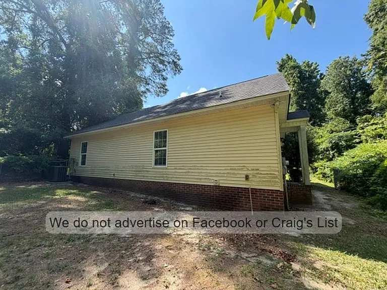 918 Carolina Ave — Photo 12