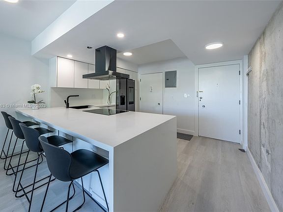3rd image of 5 Island Ave APT 3K