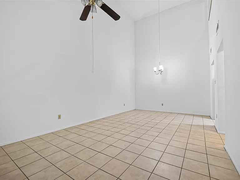 9435 Pagewood Ln — Photo 5