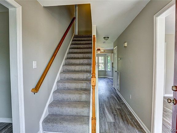 4th image of 1612 Poplar Stand Ct