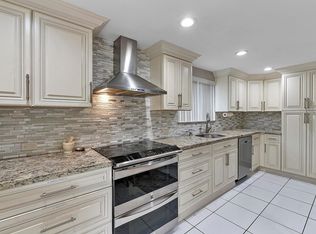 220 SW 32nd Ave, Deerfield Beach, FL 33442