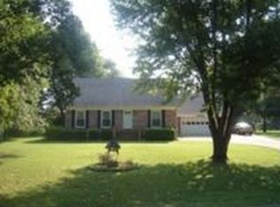 236 Oak Dr, Dresden, TN 38225