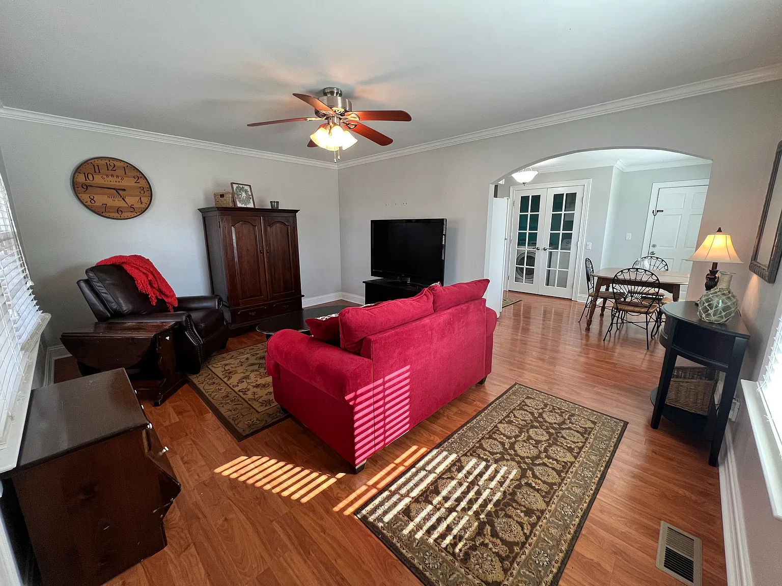 1508 Wells Ave SE — Photo 2