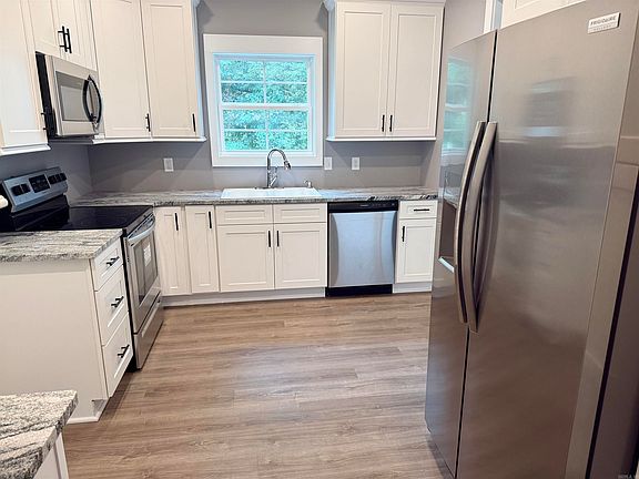 4th image of 3502 Burdyshaw Dr