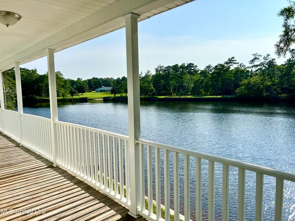 12049 Motsie Cir, Biloxi, MS 39532