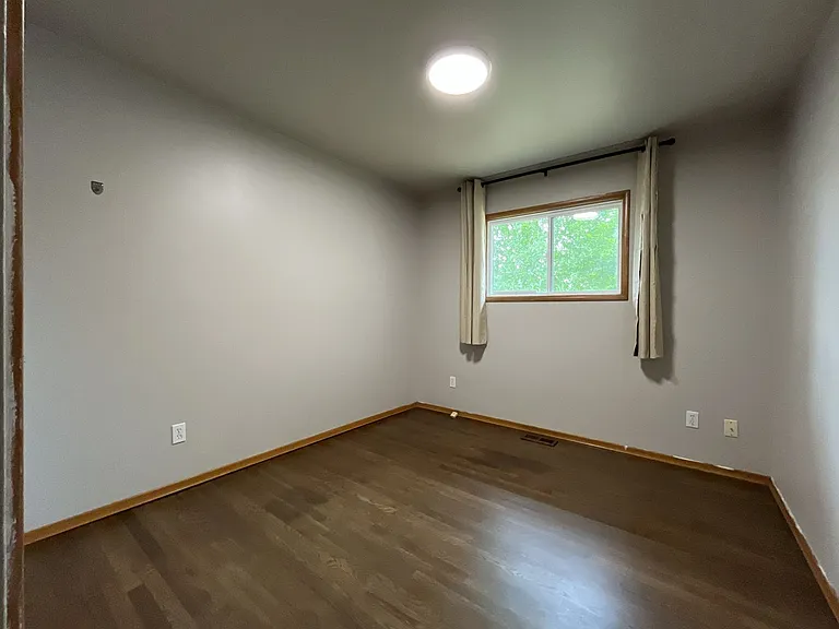 1627 Dodge Way — Photo 33