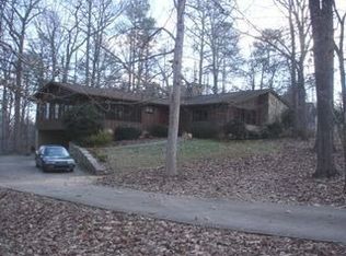 140 Deerfield Rd, Bogart, GA 30622