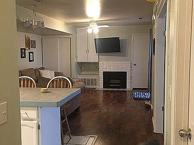 2nd image of 1687 N Hickory Ln Unit B