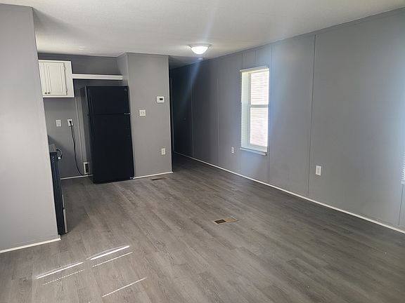 2nd image of 111 Big Pine Dr
