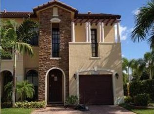 10321 NW 32nd Ter, Doral, FL 33172