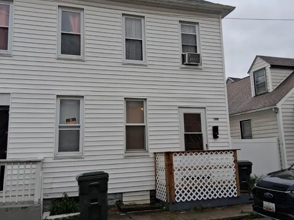 109 McComas St, Hagerstown, MD 21740