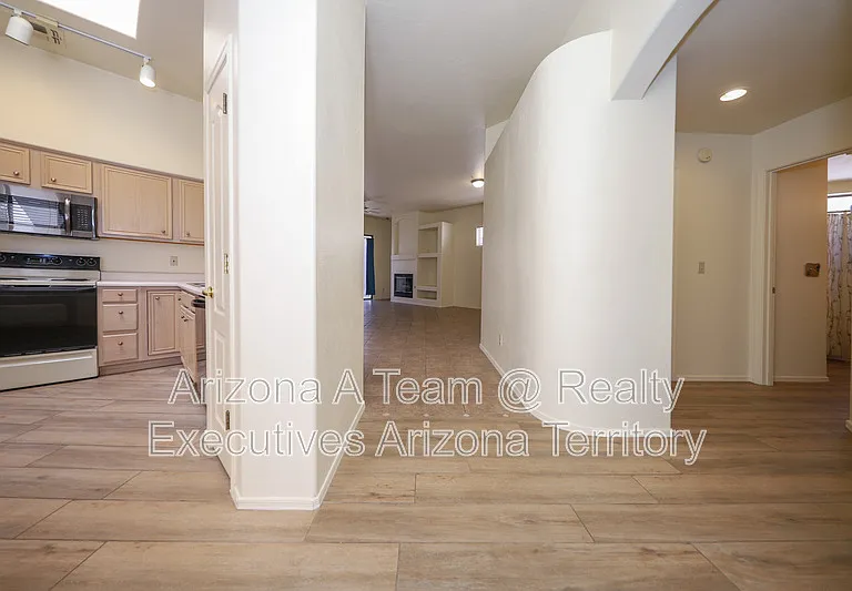 7356 E Placita Sacra — Photo 4
