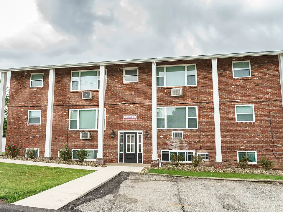 2 Forbes Dr #1