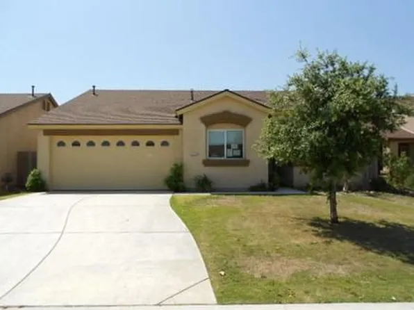 2503 Rain Dr, Bakersfield, CA 93313