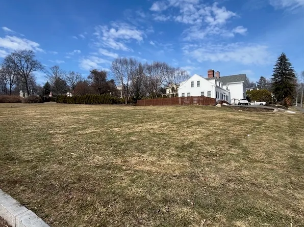 0 Main St, Amherst, MA 01002