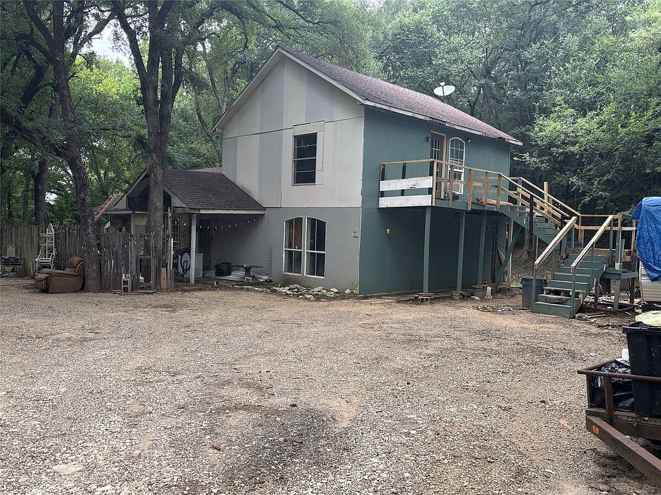 1st image of 3916 Hidden Lake Ct