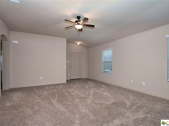 4th image of 1021 Bromley Ct