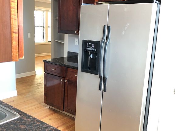4th image of 6436 N Leavitt St #W1