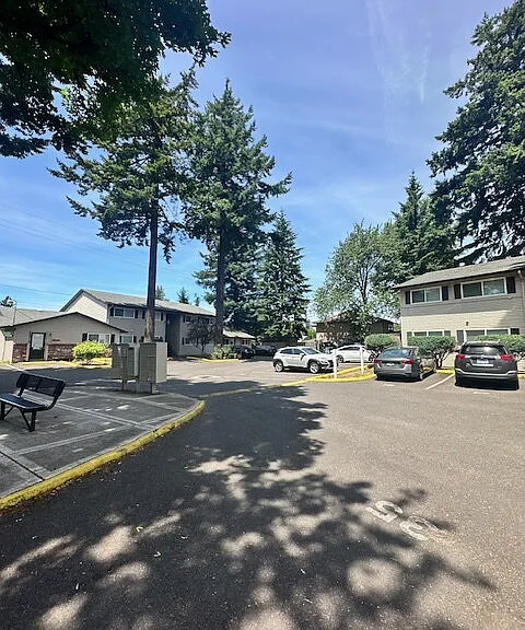 1640 SE 162nd Ave — Photo 3